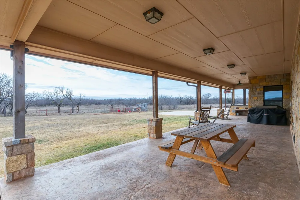 1342 Fm-382 Ovalo, TX 79541