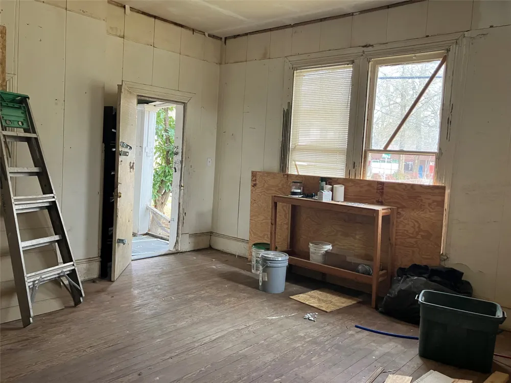 706 8th Street SE Paris, TX 75460