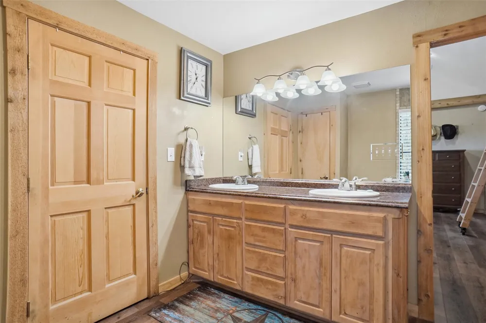 4045 Jimmy Houston Way Bluff Dale, TX 76433