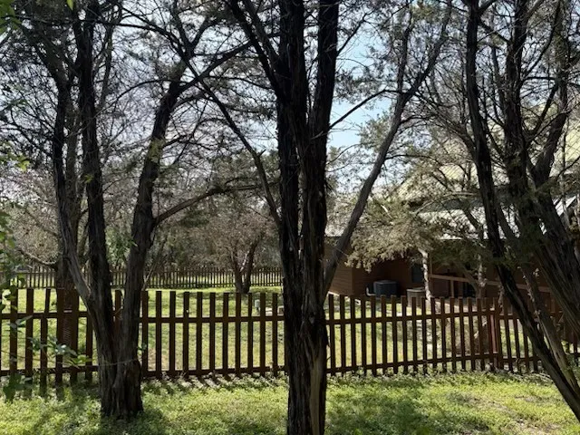4045 Jimmy Houston Way Bluff Dale, TX 76433
