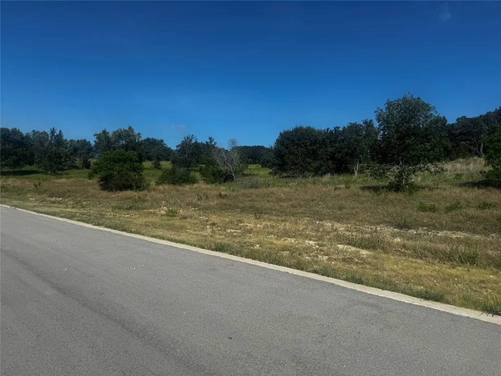 8540 Douglaston Road Cleburne, TX 76033