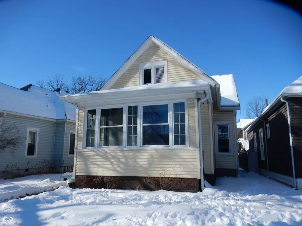 1205 S 8th Street Terre Haute, IN 47802