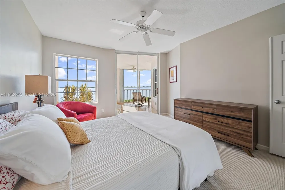5800 NE Island Cove Way #2207 Hutchinson Island, FL 34996