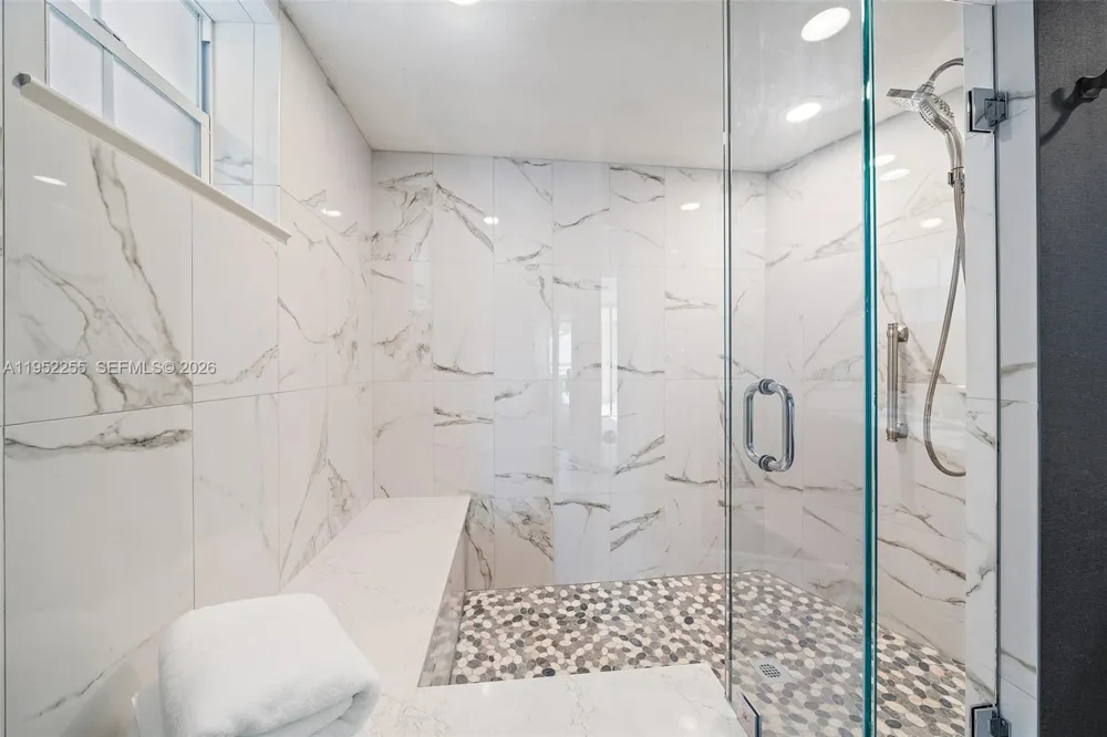 5800 NE Island Cove Way #2207 Hutchinson Island, FL 34996