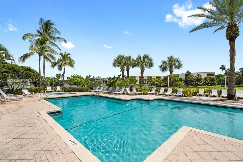 5800 NE Island Cove Way #2207 Hutchinson Island, FL 34996