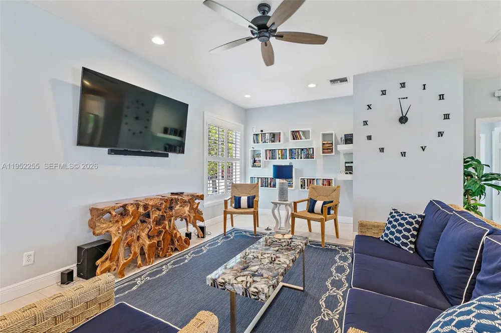 5800 NE Island Cove Way #2207 Hutchinson Island, FL 34996