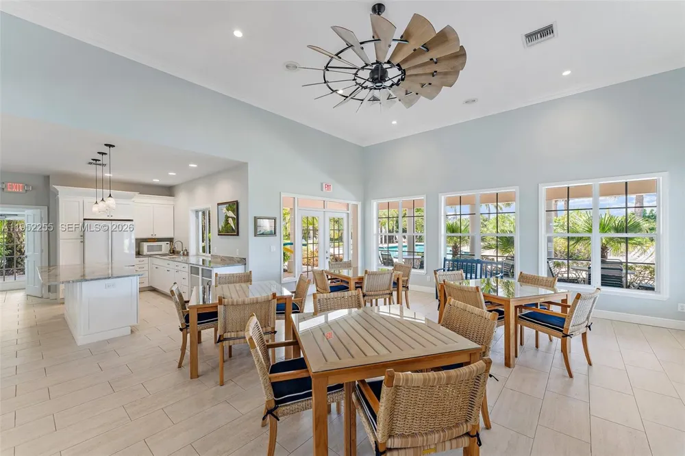 5800 NE Island Cove Way #2207 Hutchinson Island, FL 34996