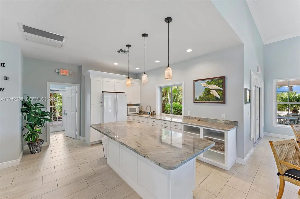 5800 NE Island Cove Way #2207 Hutchinson Island, FL 34996