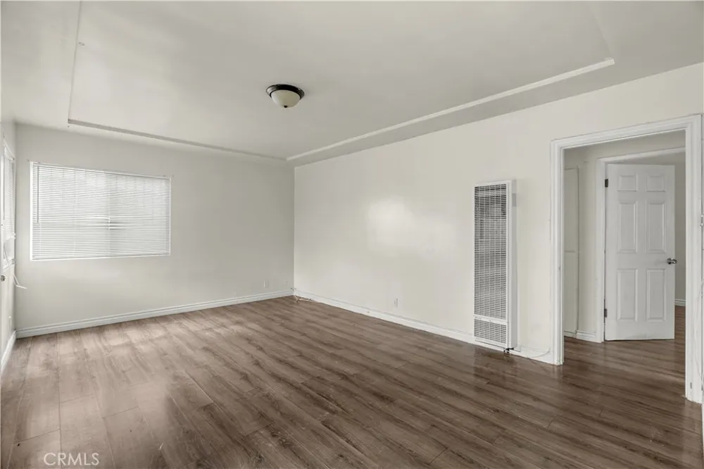 154 E 82nd Place Los Angeles, CA 90003