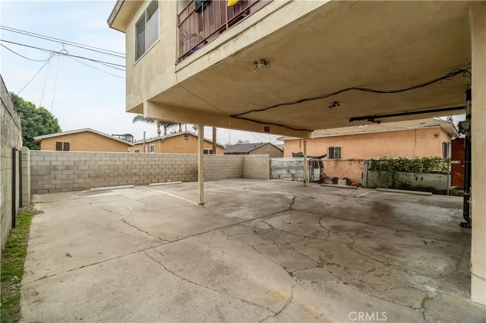 154 E 82nd Place Los Angeles, CA 90003