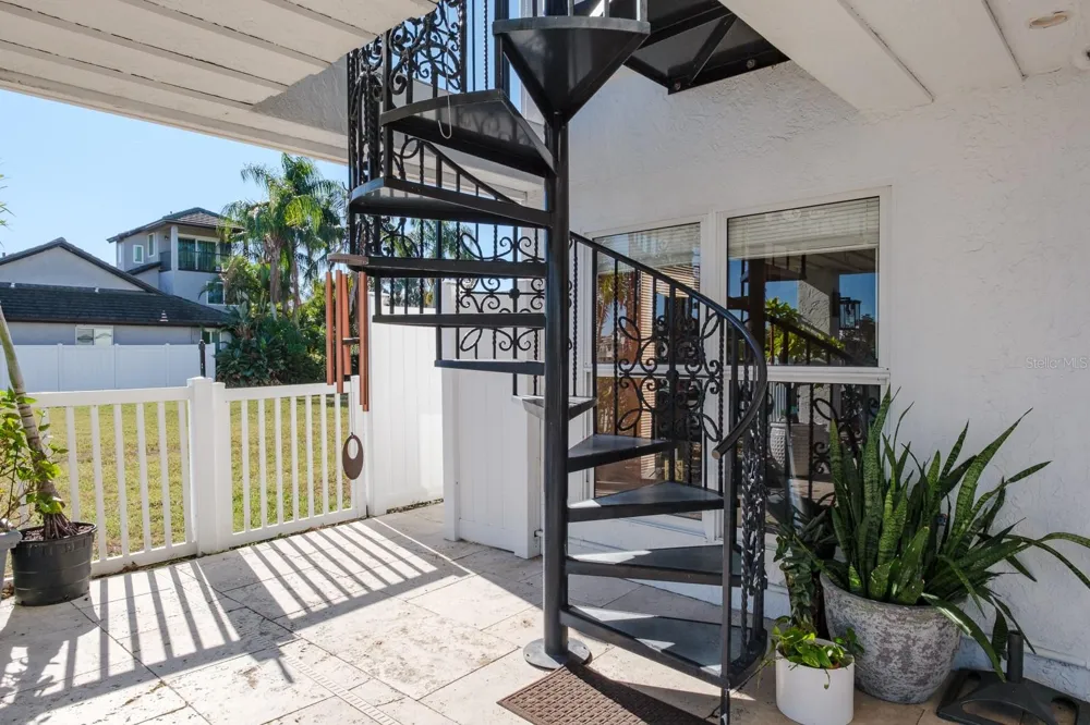 5949 SEABIRD DRIVE S Gulfport, FL 33707