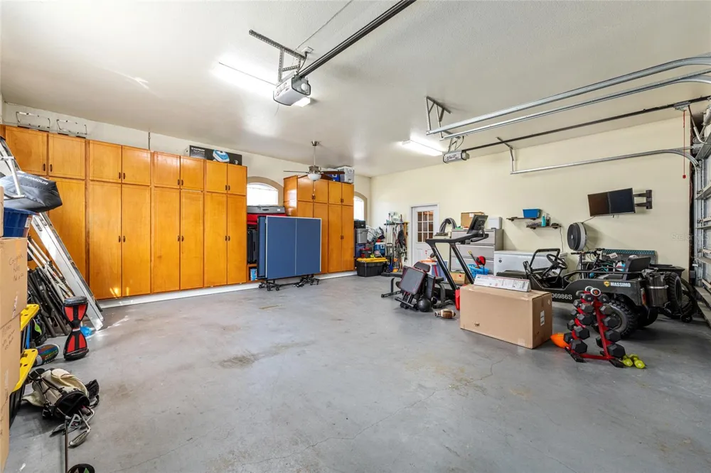 9389 SW 14TH AVENUE ocala, FL 34476