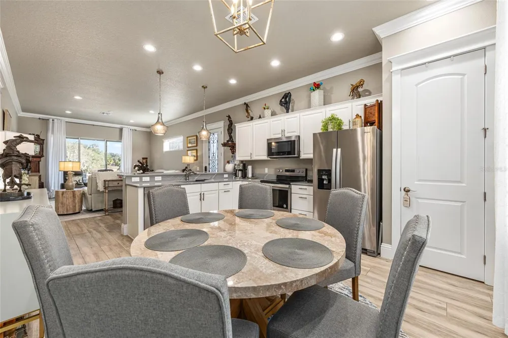 9389 SW 14TH AVENUE ocala, FL 34476