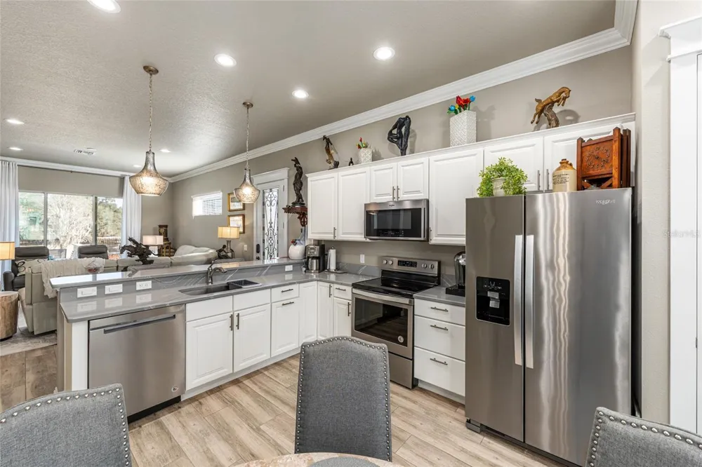 9389 SW 14TH AVENUE ocala, FL 34476