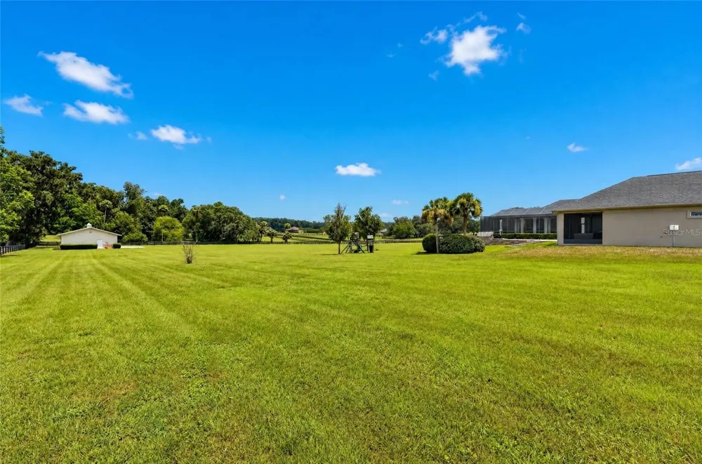 9389 SW 14TH AVENUE ocala, FL 34476