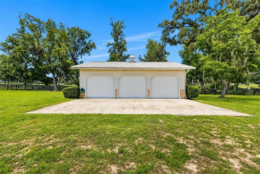 9389 SW 14TH AVENUE ocala, FL 34476