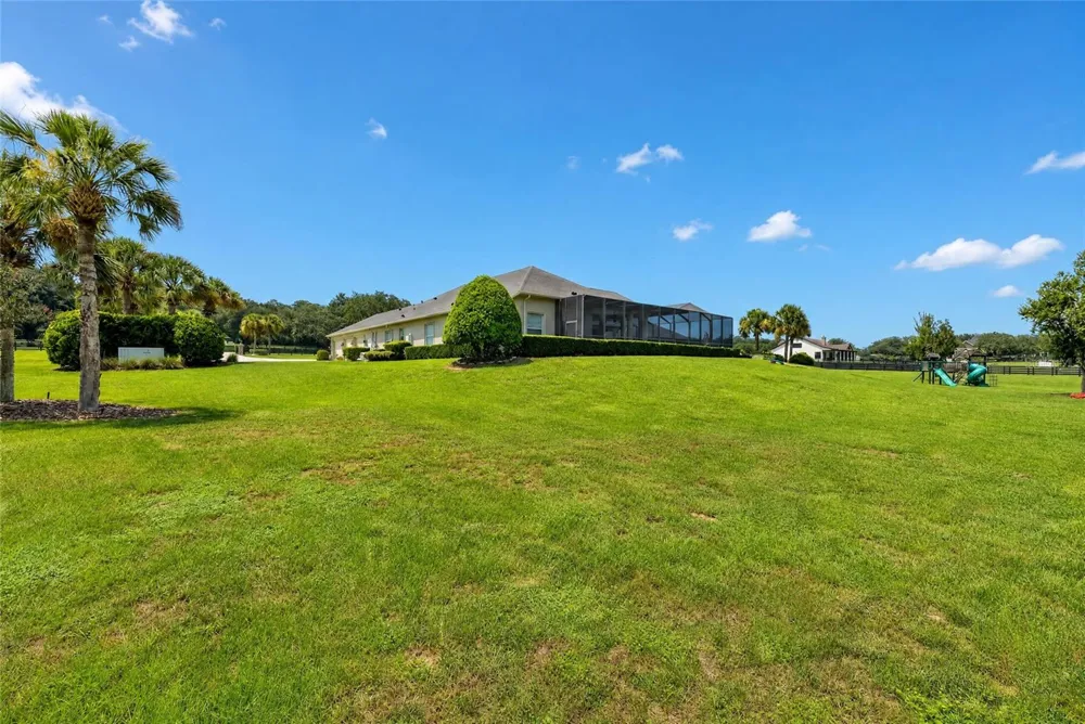 9389 SW 14TH AVENUE ocala, FL 34476