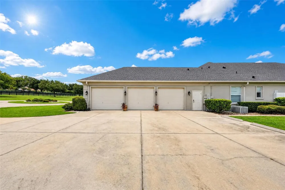 9389 SW 14TH AVENUE ocala, FL 34476