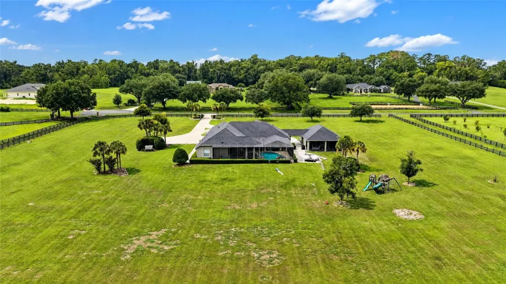9389 SW 14TH AVENUE ocala, FL 34476