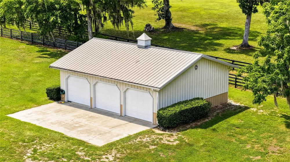 9389 SW 14TH AVENUE ocala, FL 34476