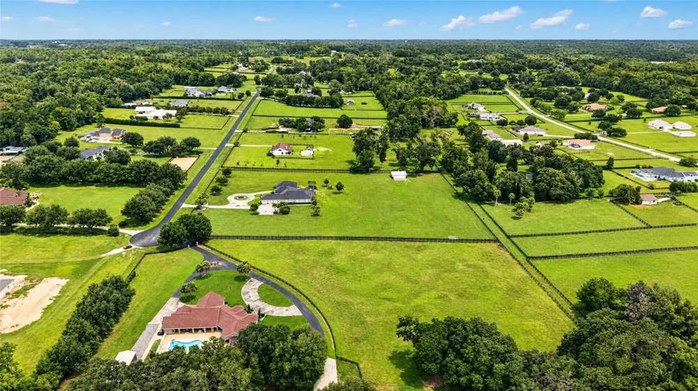 9389 SW 14TH AVENUE ocala, FL 34476