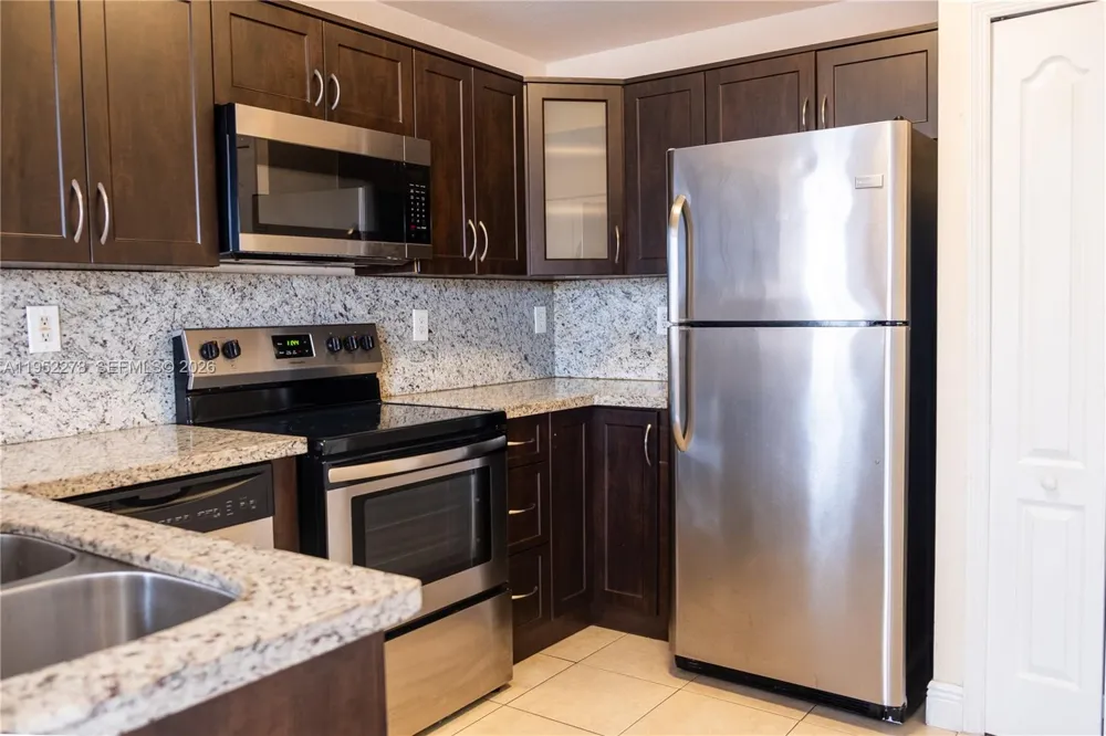 8906 W Flagler St #222