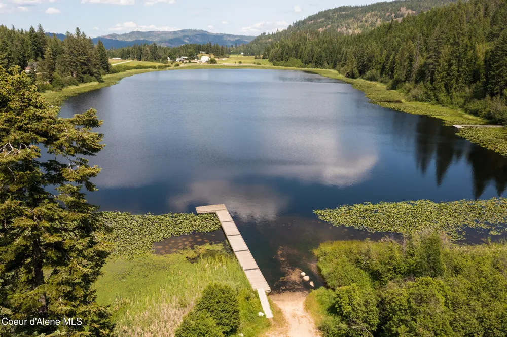 5095 Jewel Lake Road Sagle, ID 83860