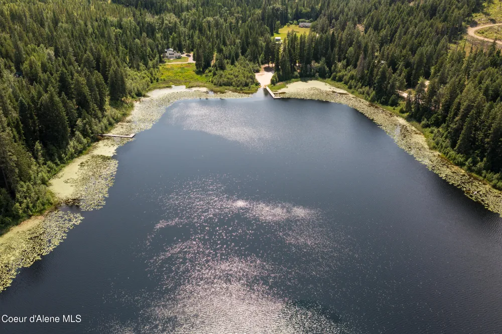 5095 Jewel Lake Road Sagle, ID 83860
