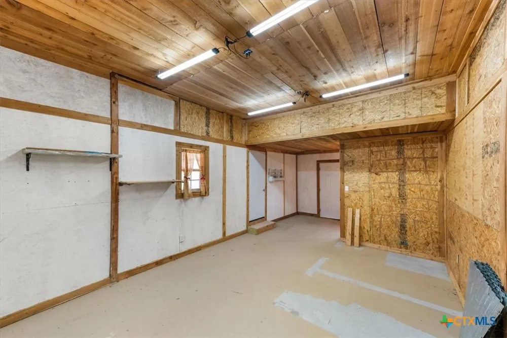 334 CR 1296 Morgan, TX 76671