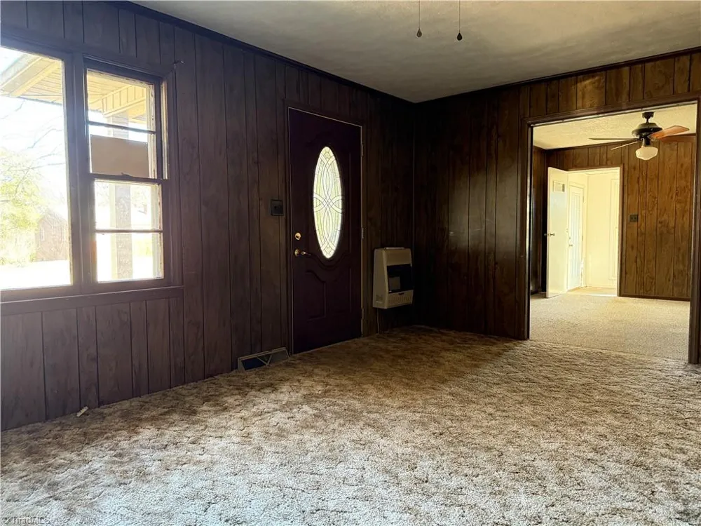 2282 Old Pipers Gap Cana, VA 24317