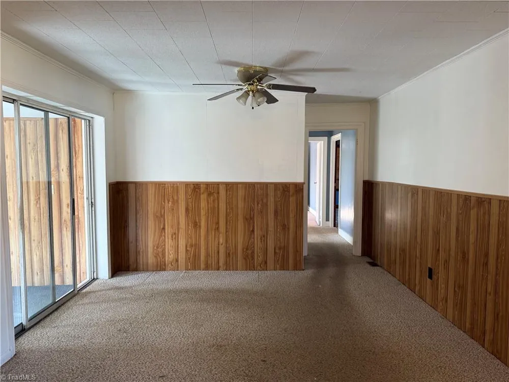 2282 Old Pipers Gap Cana, VA 24317