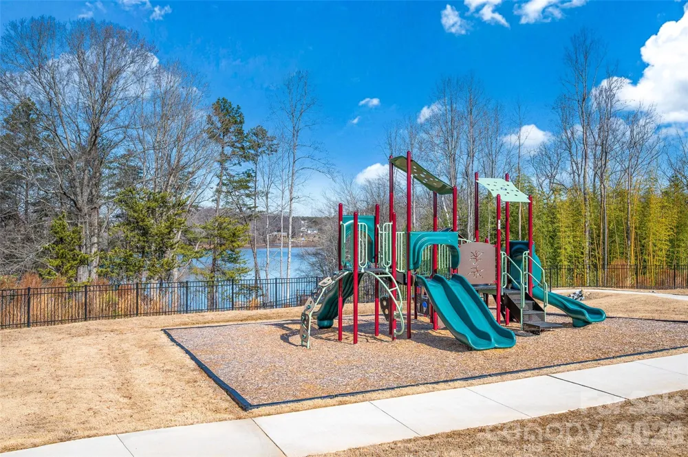 309 W Waterlynn Road Mooresville, NC 28117