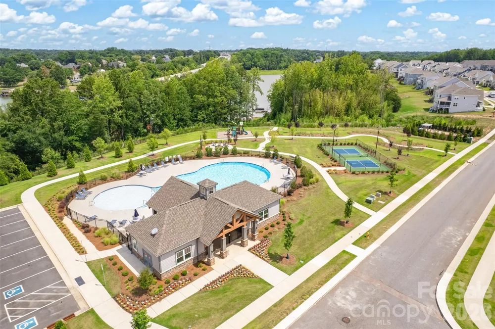 309 W Waterlynn Road Mooresville, NC 28117