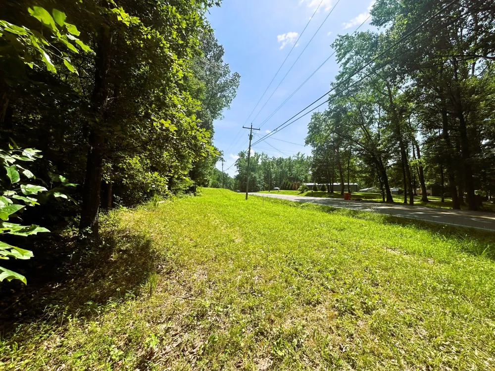 2 Highway 304 Ten Mile, TN 37880