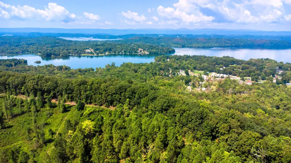 3 Highway 304 Ten Mile, TN 37880