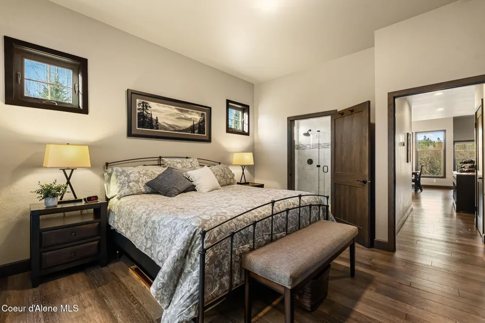 512 Guthrie Place #UNIT 702 Dover, ID 83825
