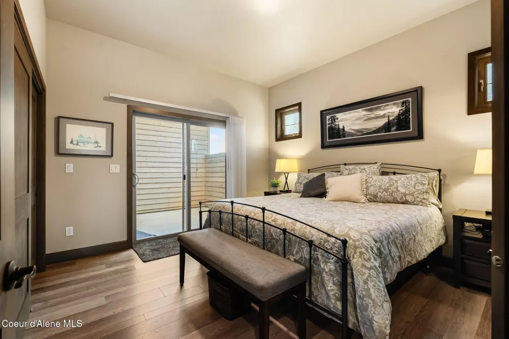 512 Guthrie Place #UNIT 702 Dover, ID 83825
