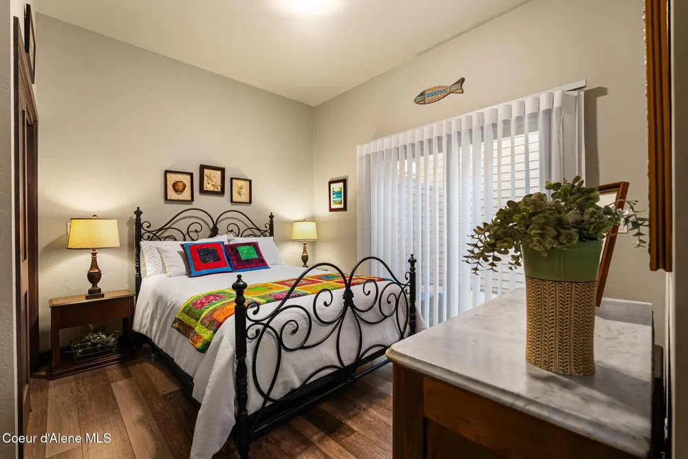 512 Guthrie Place #UNIT 702 Dover, ID 83825