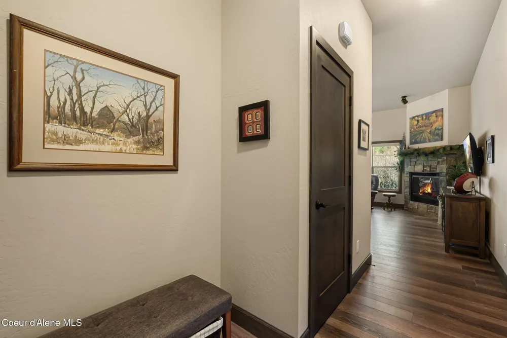 512 Guthrie Place #UNIT 702 Dover, ID 83825