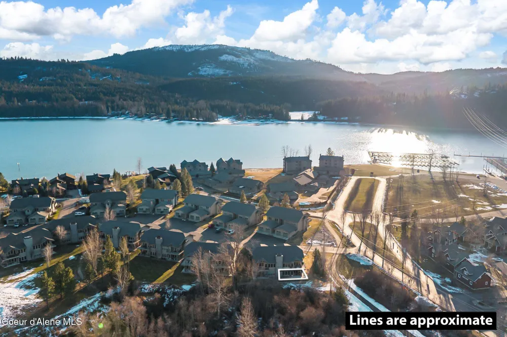 512 Guthrie Place #UNIT 702 Dover, ID 83825