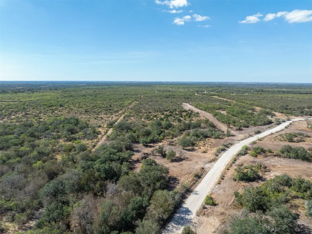 7 County Road 211 Smiley, TX 78159