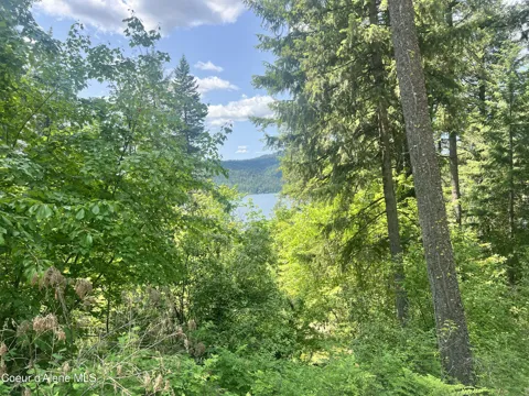 00NKA S Lakeview Lane