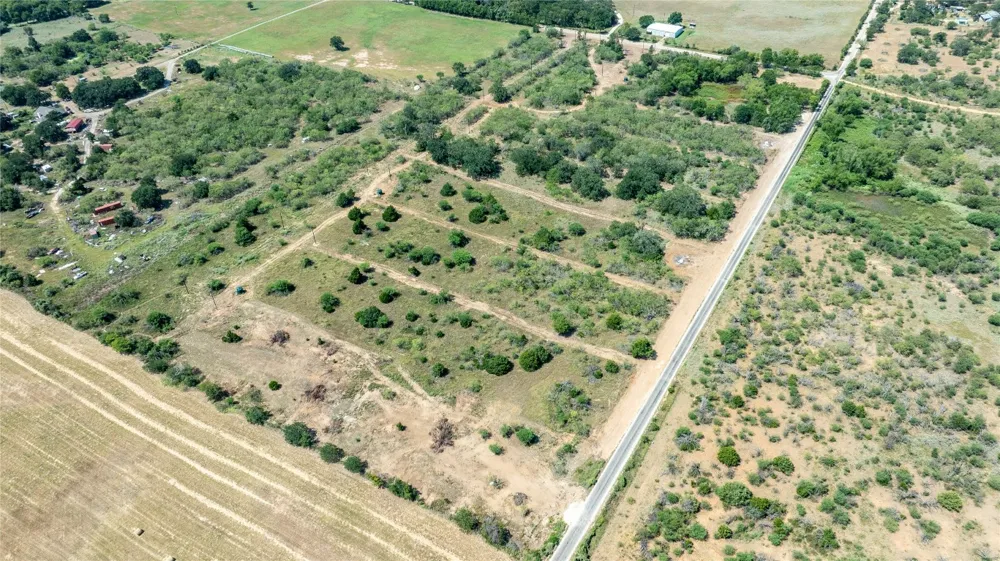 200 Tumbleweed Trail Dale, TX 78616