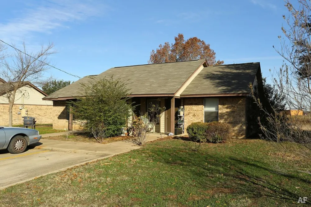 12943 Hwy 142 Martindale, TX 78655