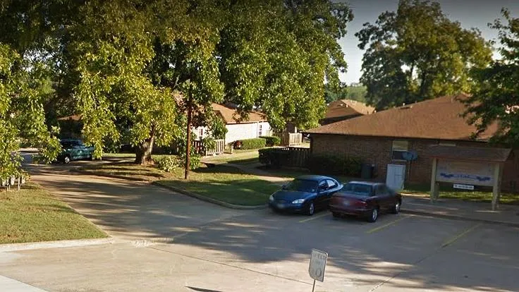 902 Dallas Street Winona, TX 75792