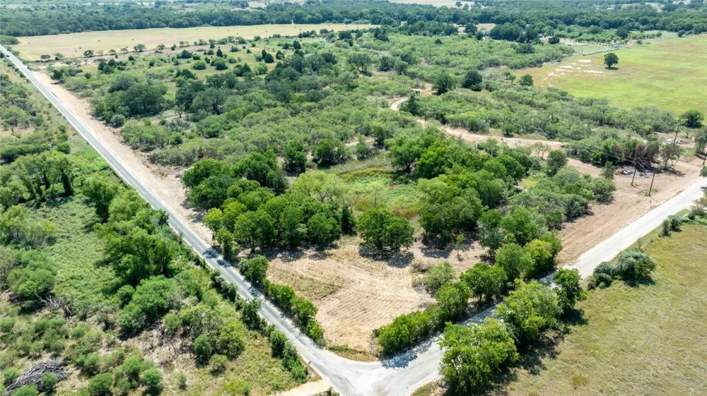 1665 Witter Road Dale, TX 78616