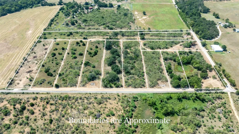 1665 Witter Road Dale, TX 78616