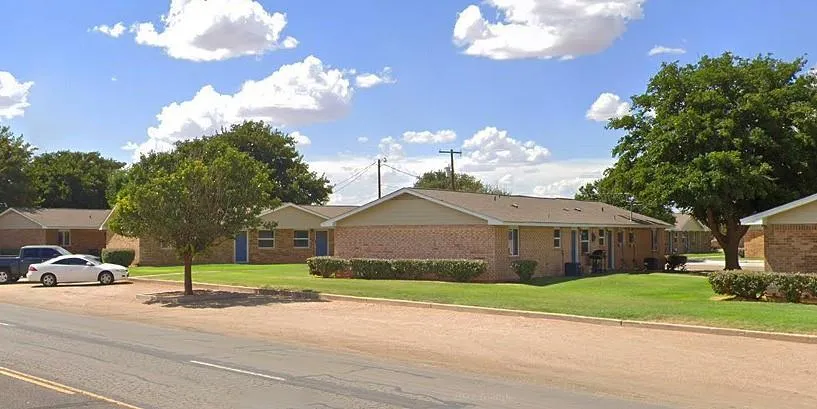 1100 12th St Seagraves, TX 79359