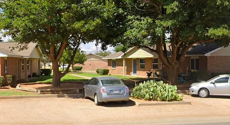 1100 12th St Seagraves, TX 79359