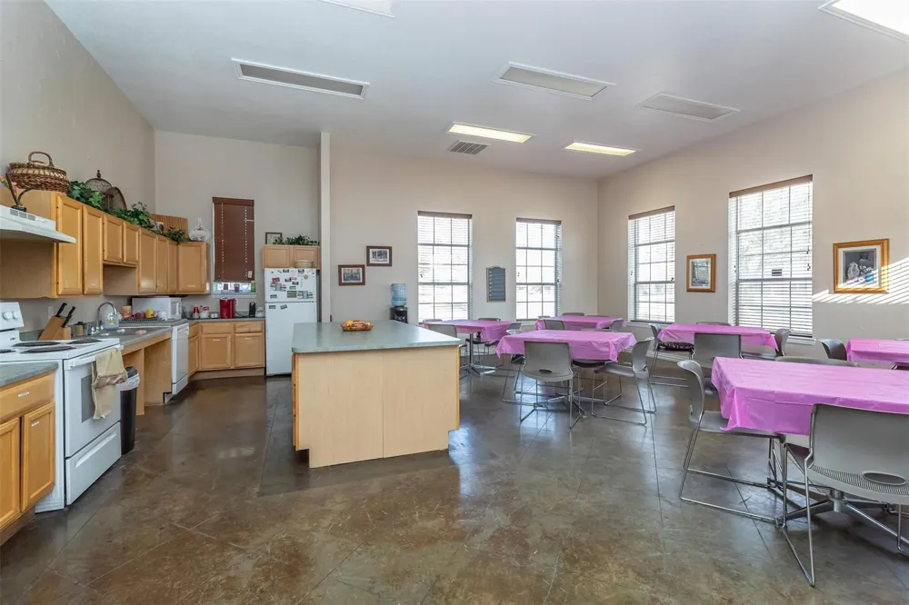 1600 W Clements Street Odessa, TX 79763